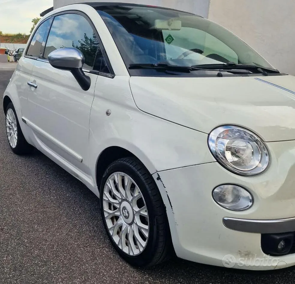 Fiat 500 Cabrio 2012 photo 2