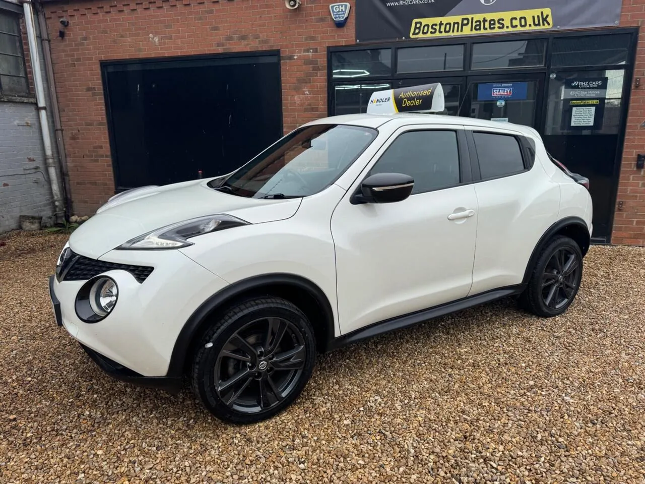 Nissan Juke 2015 photo 4