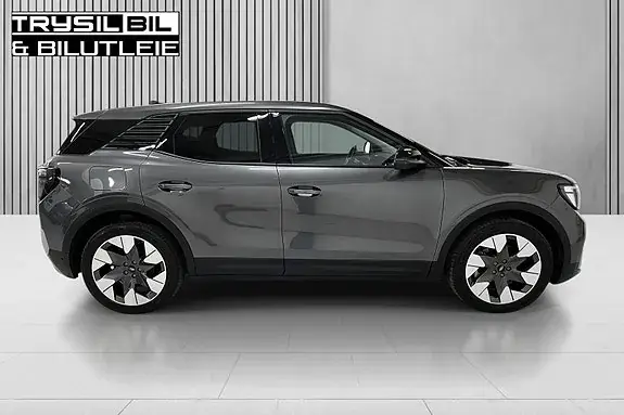 Ford Explorer 2026 photo 3