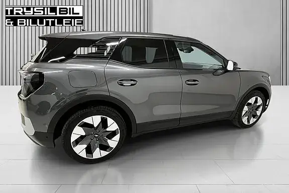 Ford Explorer 2026 photo 4