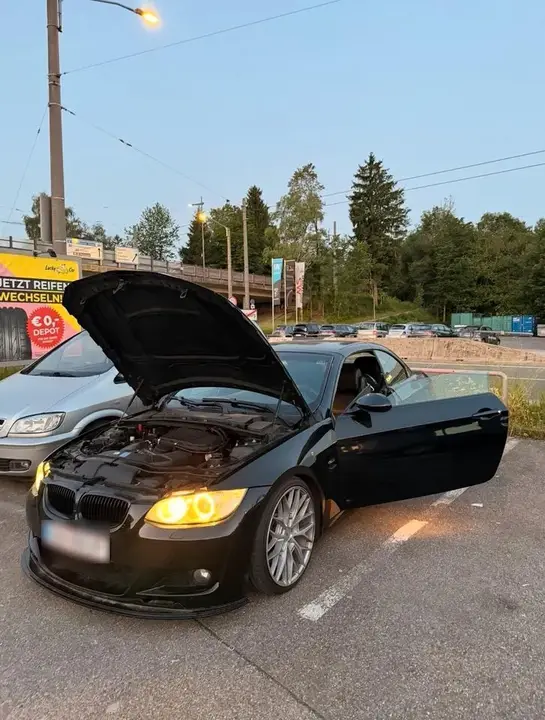 BMW E93