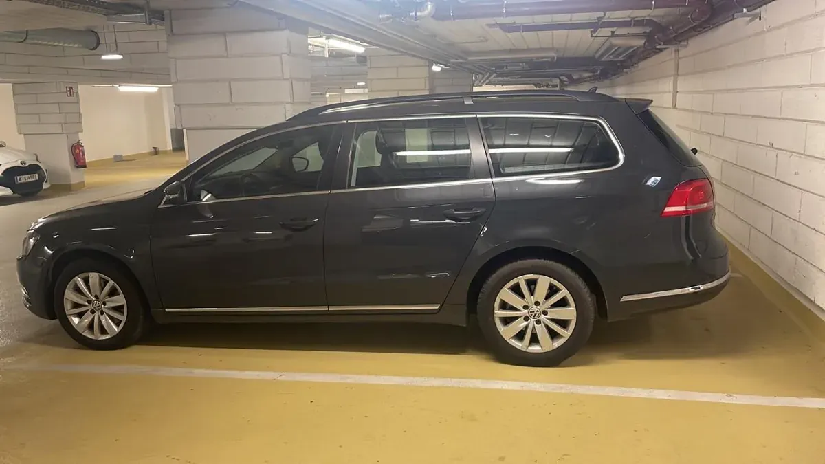 Volkswagen Passat 2014 photo 2