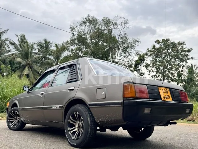 Mitsubishi Lancer
