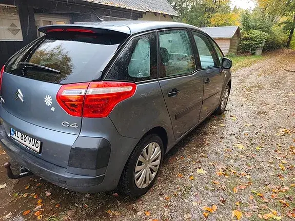 Citroen C4 Picasso 2008 photo 3