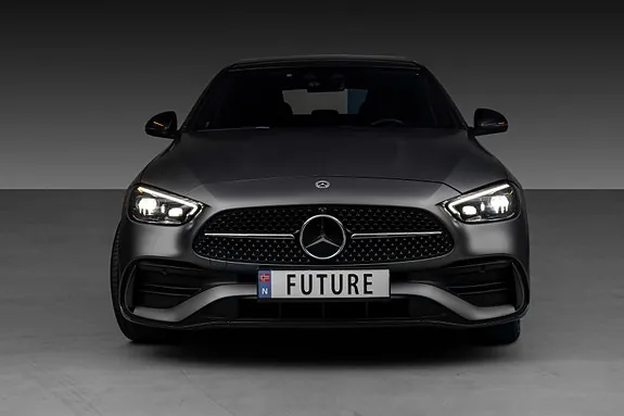 Mercedes-Benz C300 E 2023 photo 4