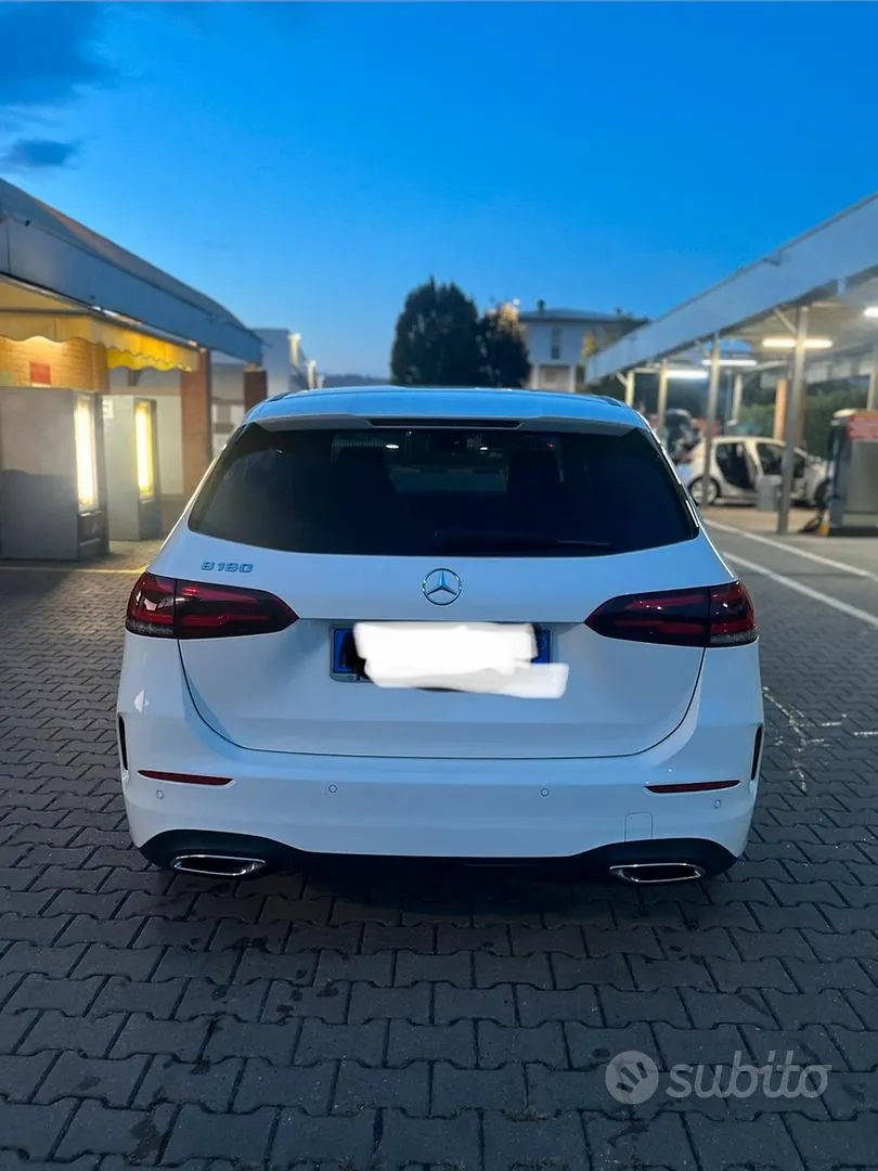 Mercedes-Benz B
