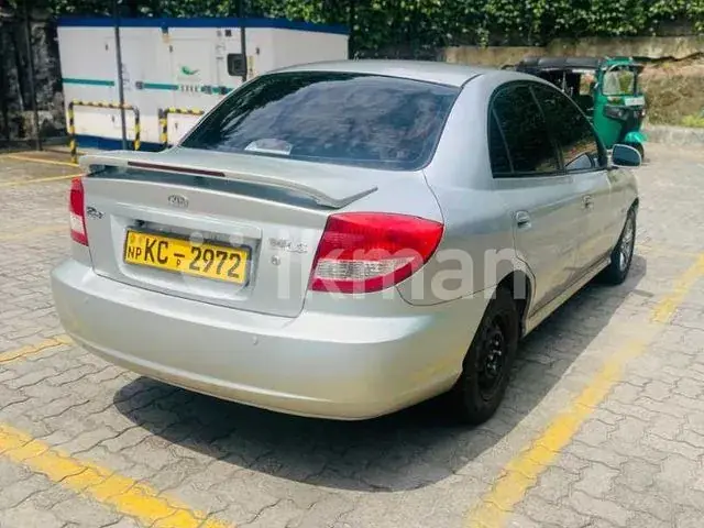 Kia Rio 2006 photo 4