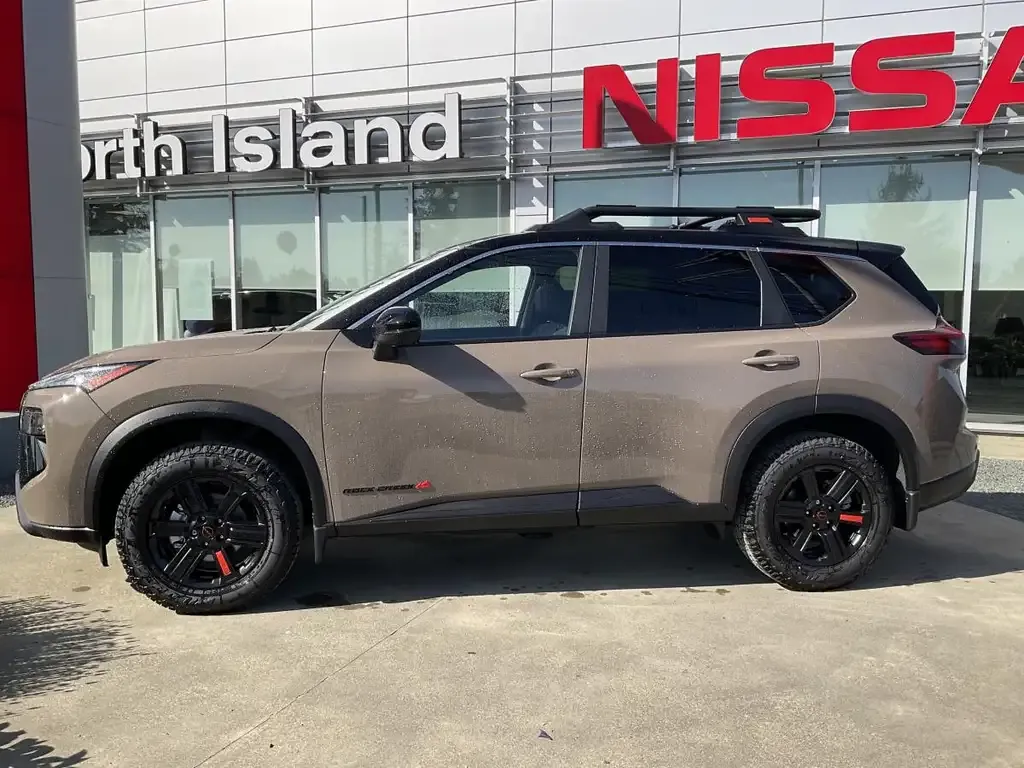 Nissan Rogue 2026 photo 2