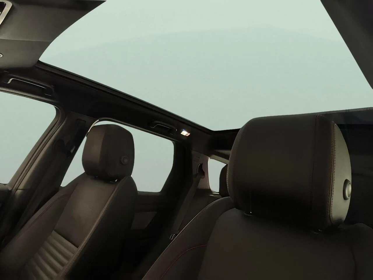 Land Rover Discovery Sport 2022 photo 5
