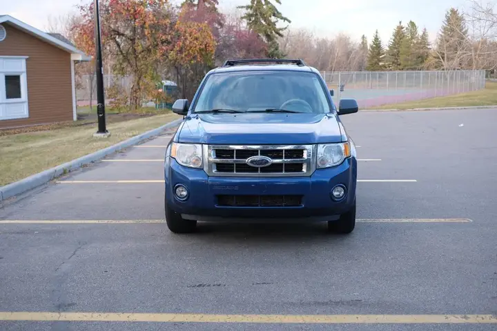 Ford Escape 2008 photo 3