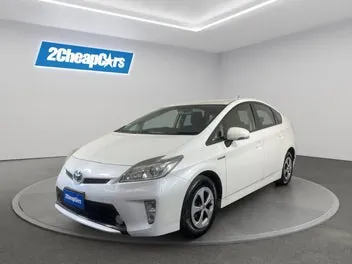 Toyota Prius 2015 photo 2