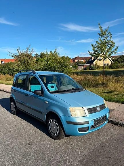 Fiat Panda 2010 photo 2
