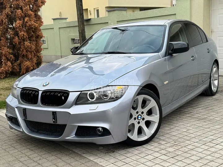 BMW 320 2011 photo 4
