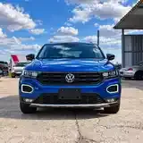 Volkswagen T-Roc 2023 photo 3