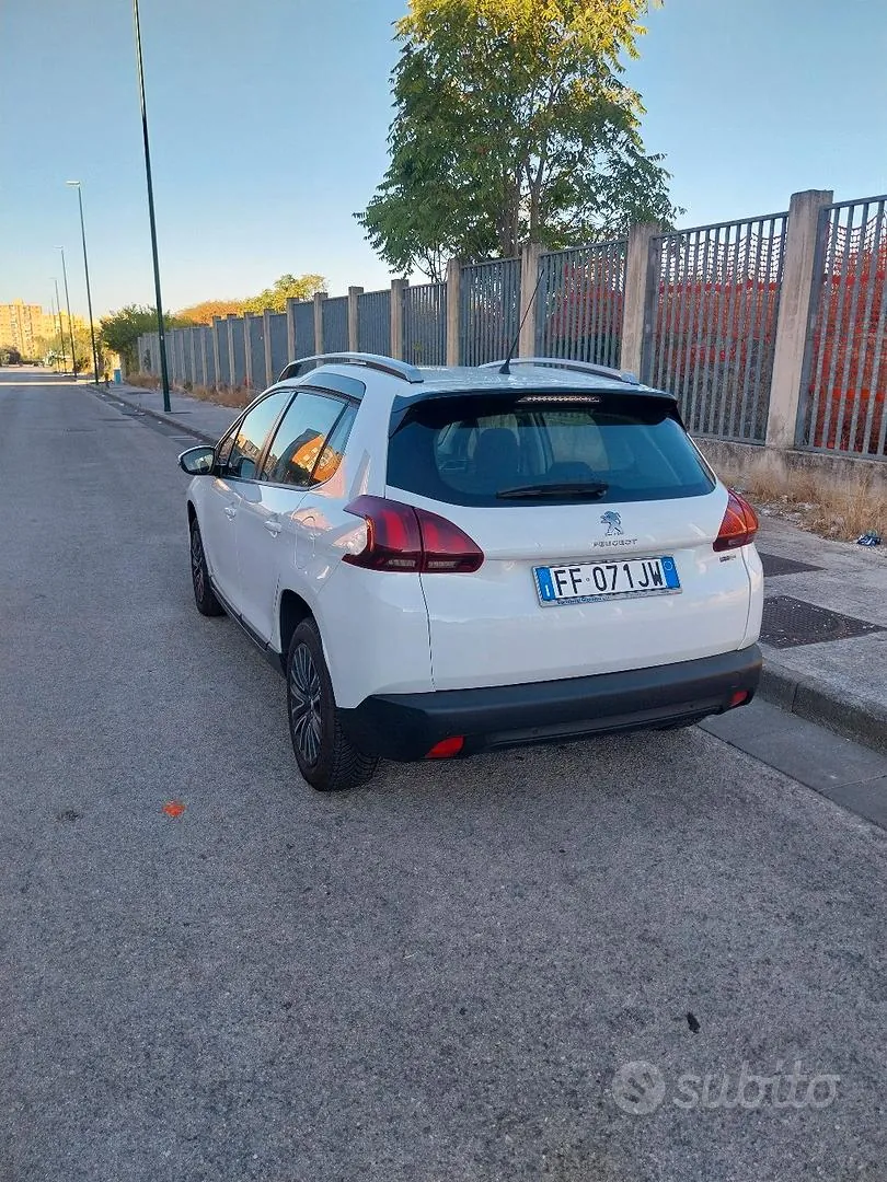 Peugeot 2008 2016 photo 3
