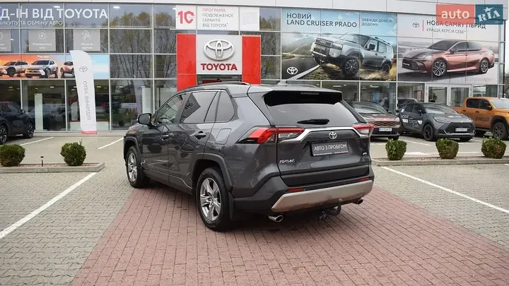 Toyota Rav4 2023 photo 2