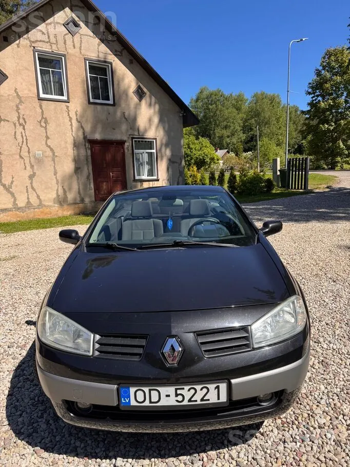 Renault Megane 2004 photo 2
