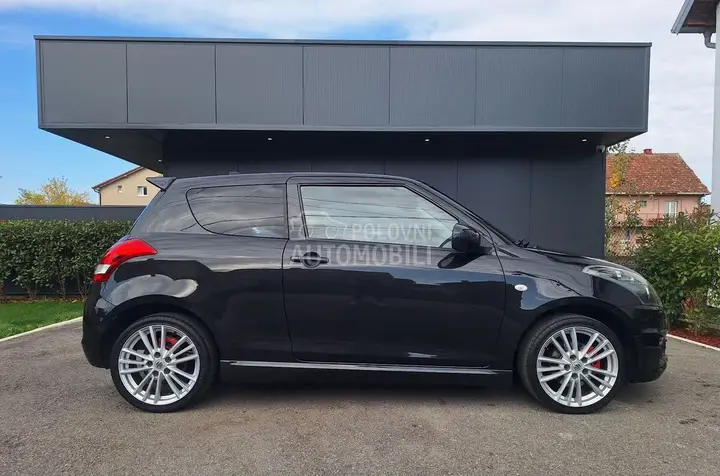 Suzuki Swift 2012 photo 2