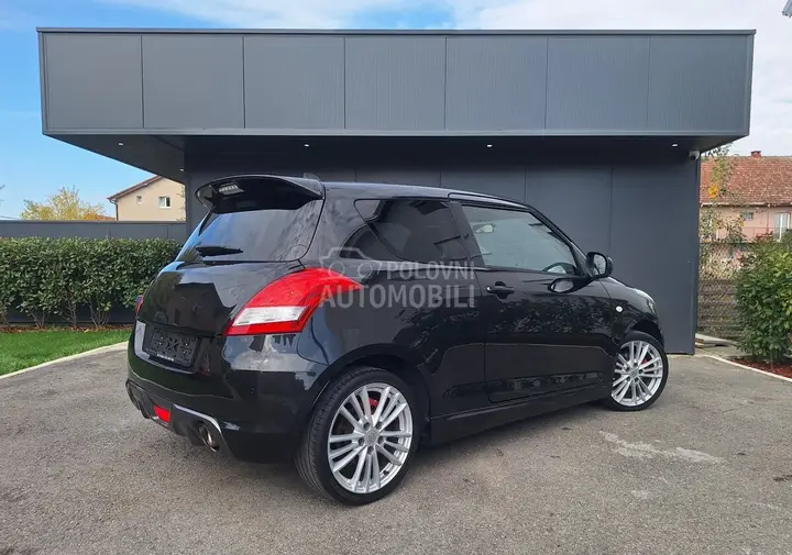 Suzuki Swift 2012 photo 3
