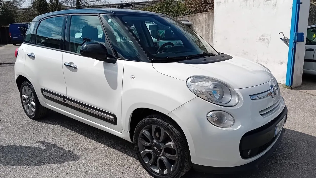 Fiat 500L 2015 photo 2