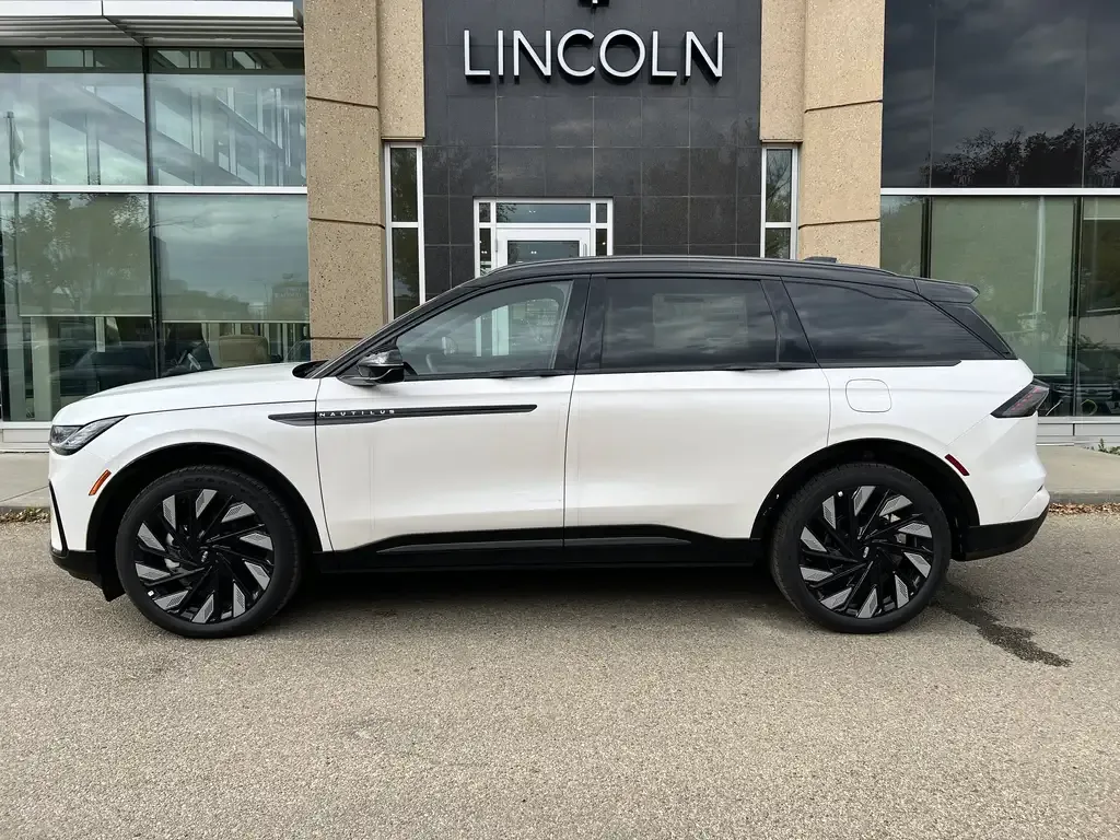 Lincoln Nautilus 2026 photo 4