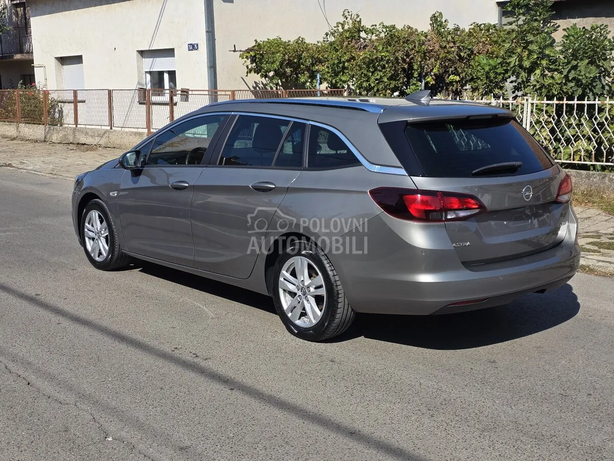 Opel Astra K 2017 photo 5