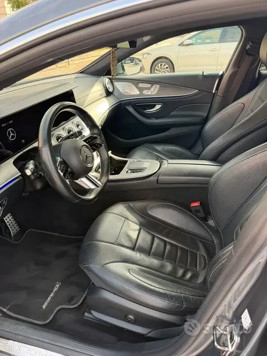 Mercedes-Benz Cls 300 2022 photo 2
