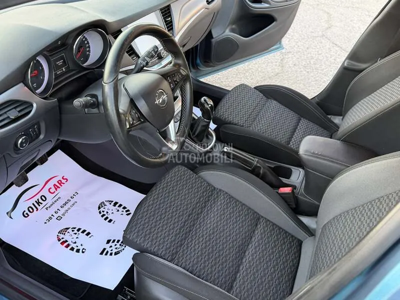 Opel Astra K 2017 photo 2