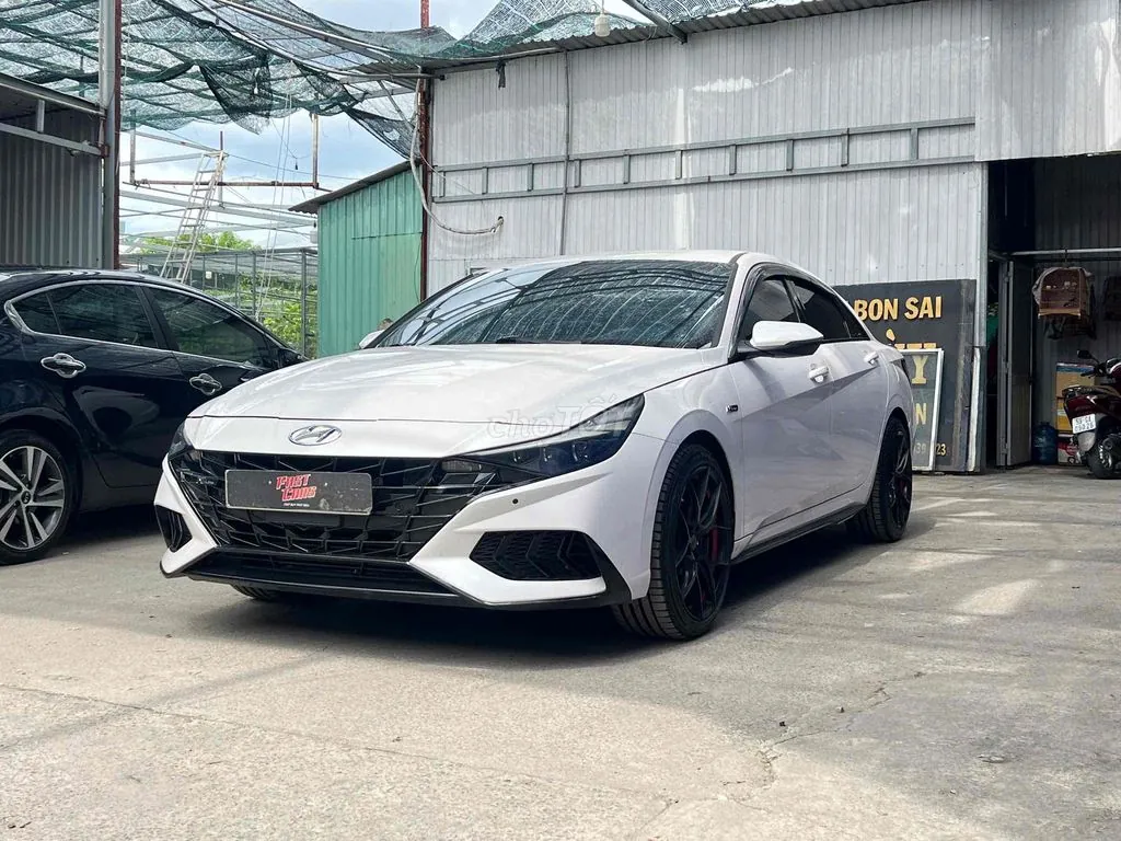 Hyundai Elantra 2022 photo 2
