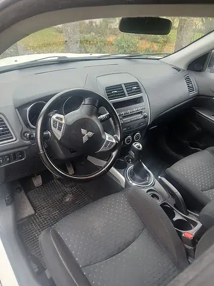 Mitsubishi Asx 2011 photo 3