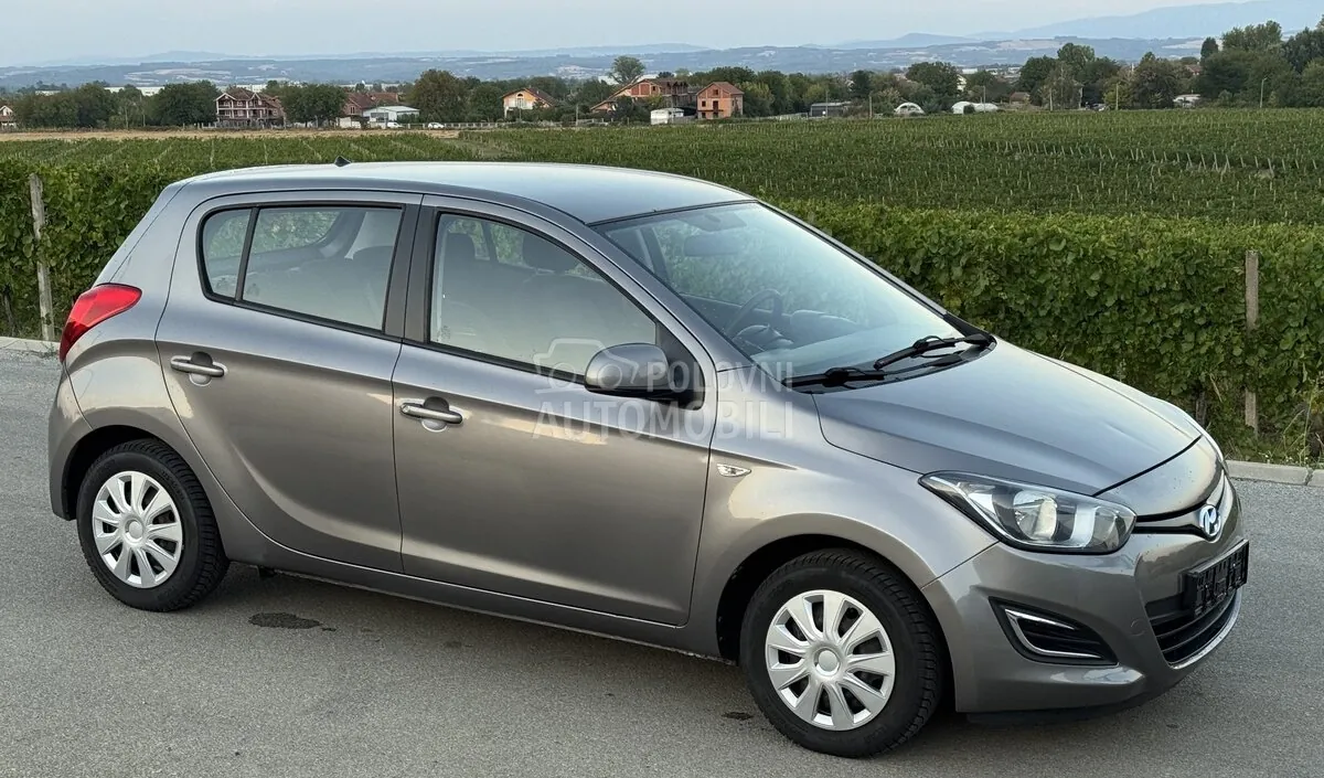 Hyundai I20 2013 photo 5