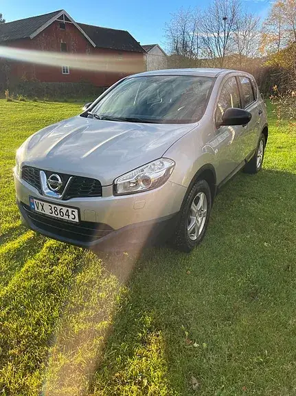 Nissan Qashqai 2013 photo 2