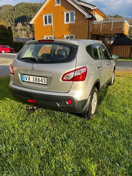 Nissan Qashqai 2013 photo 3