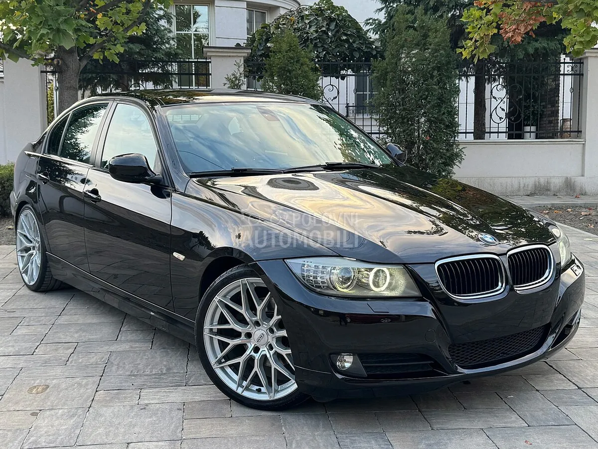 BMW 320 2012 photo 4