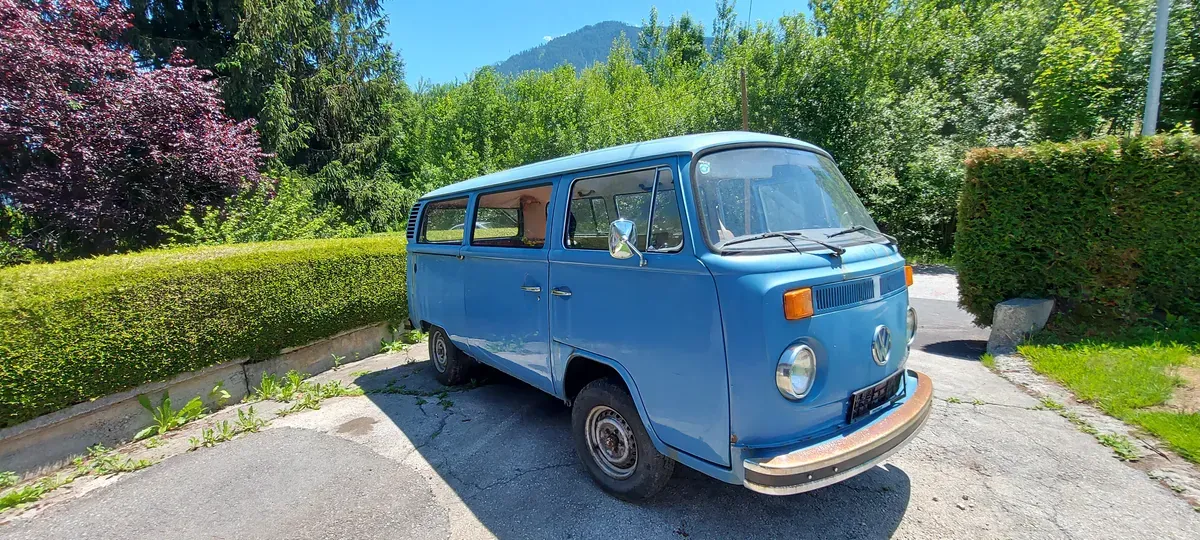 Volkswagen T2 1974 photo 2