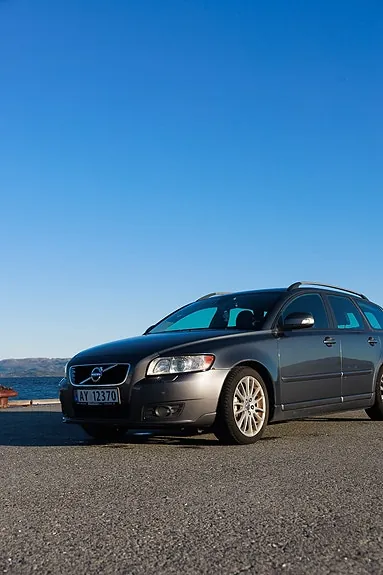 Volvo V50 2011 photo 5
