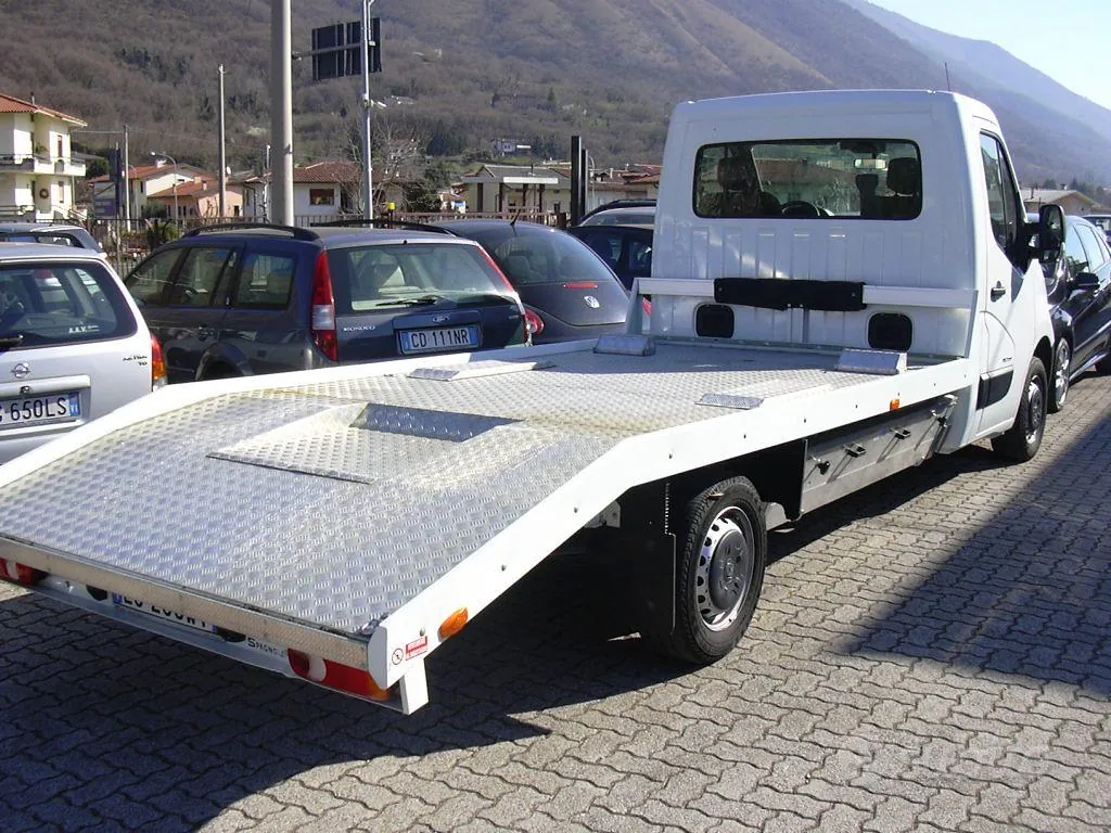 Renault Master 2011 photo 4