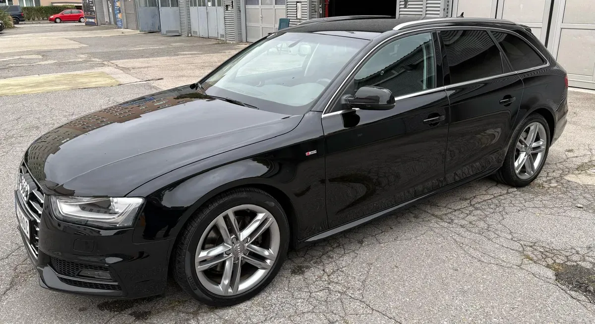 Audi A4 2015 photo 2