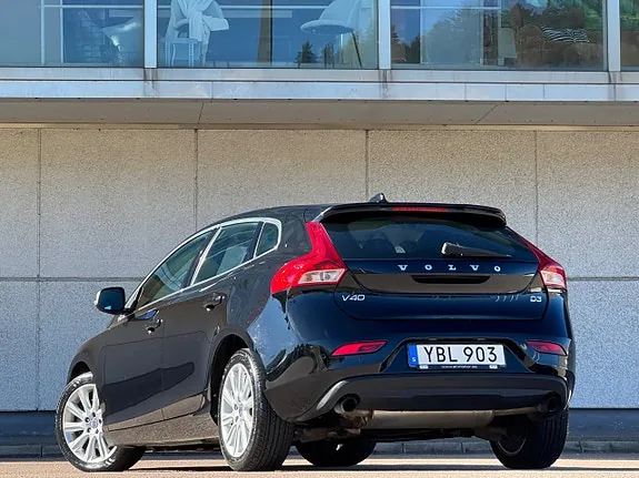 Volvo V40 2016 photo 3