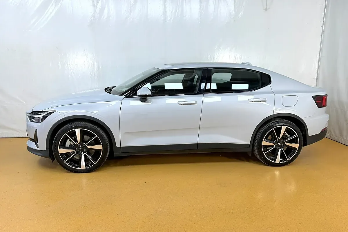 Polestar 2 2022 photo 3