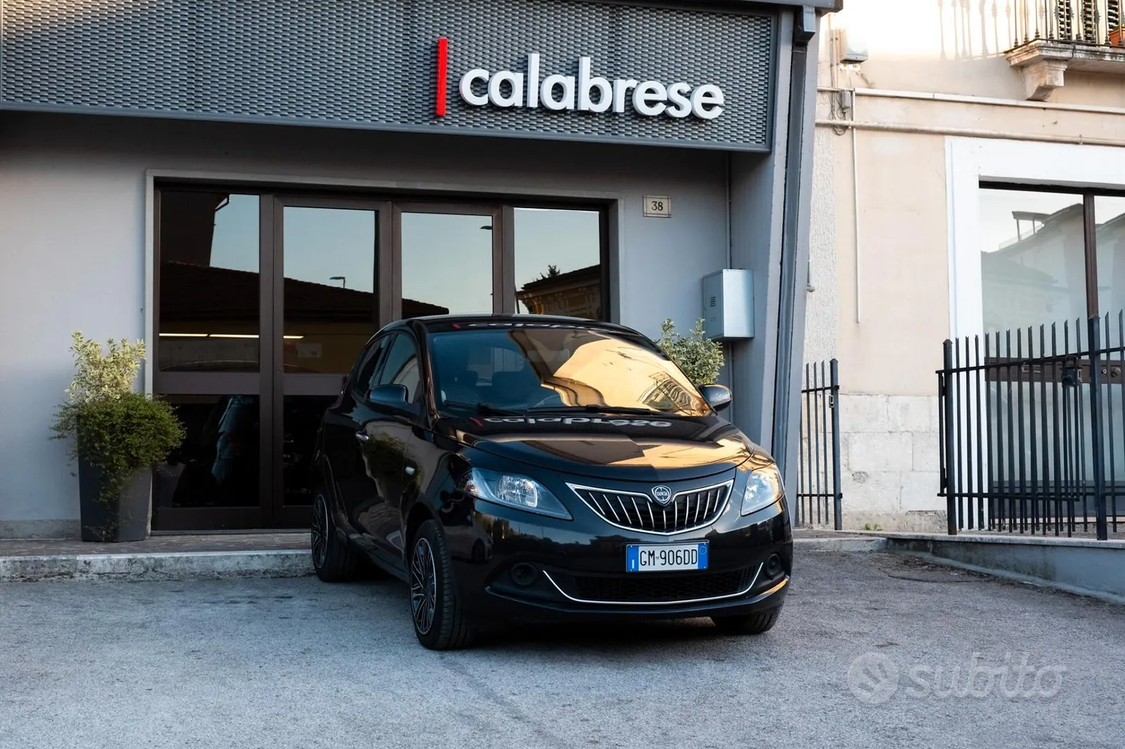 Lancia Ypsilon 2022 photo 2
