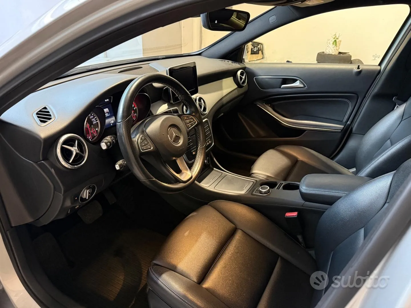 Mercedes-Benz Gla 2017 photo 5