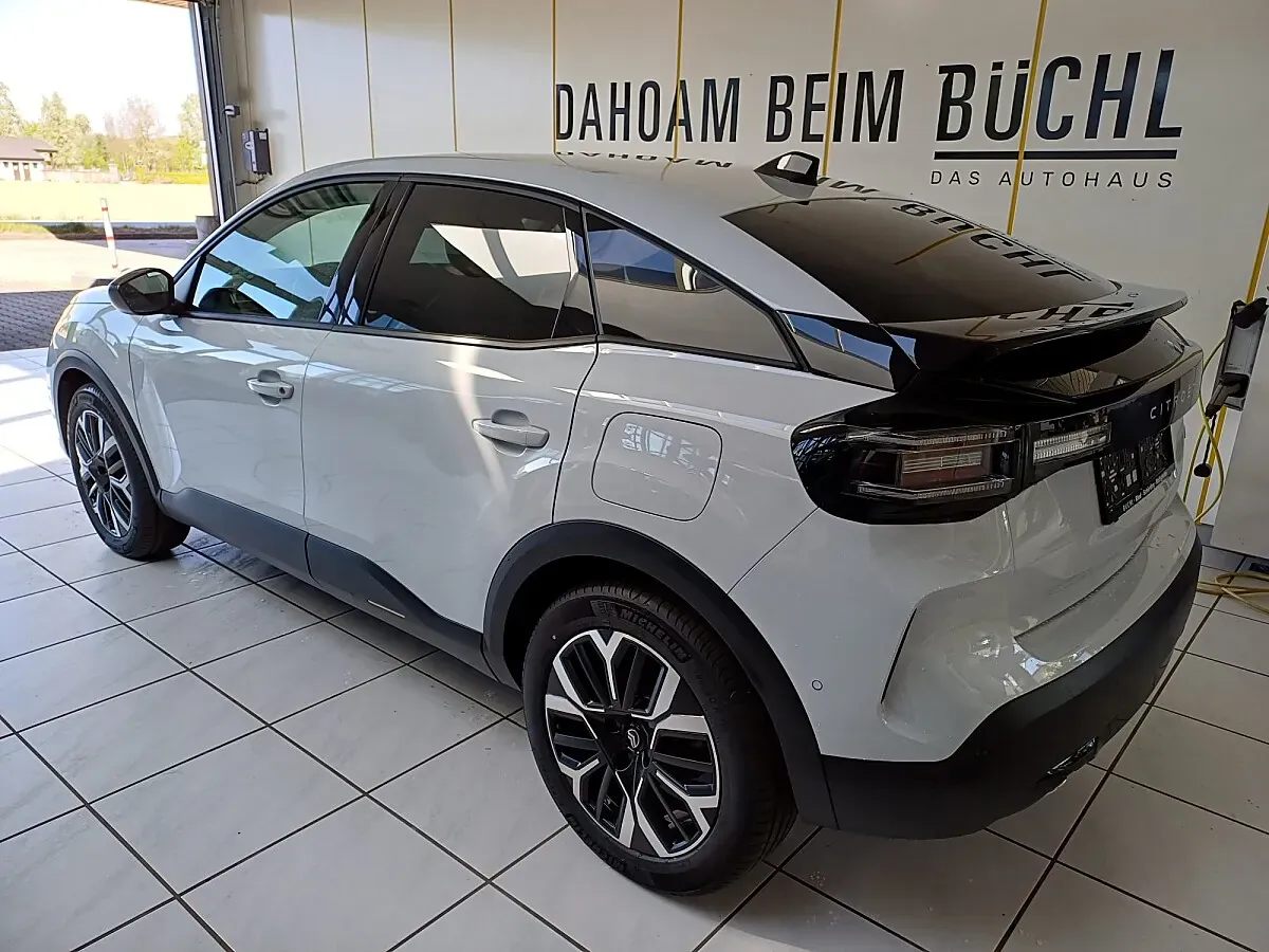 Citroen C4 2025 photo 3