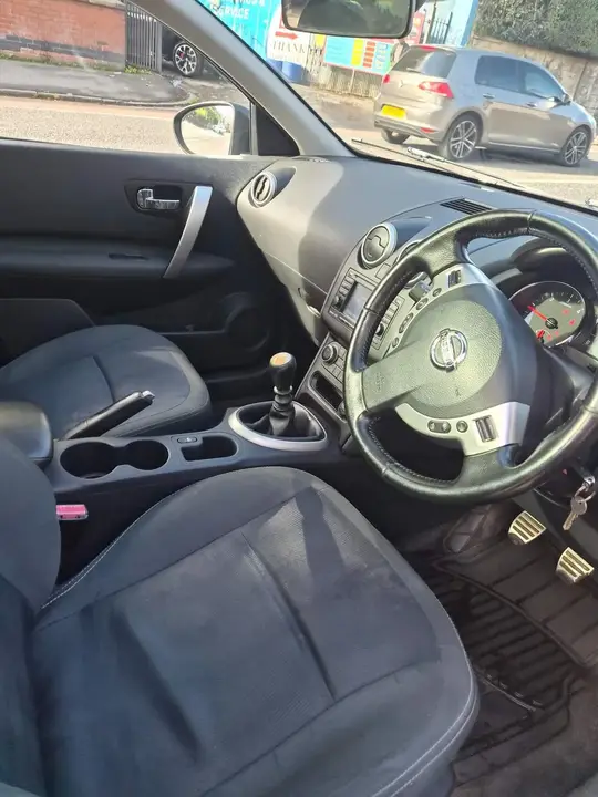 Nissan Qashqai 2011 photo 3