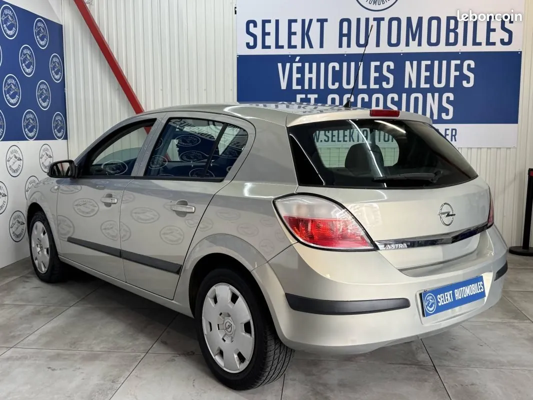 Opel Astra 2005 photo 4