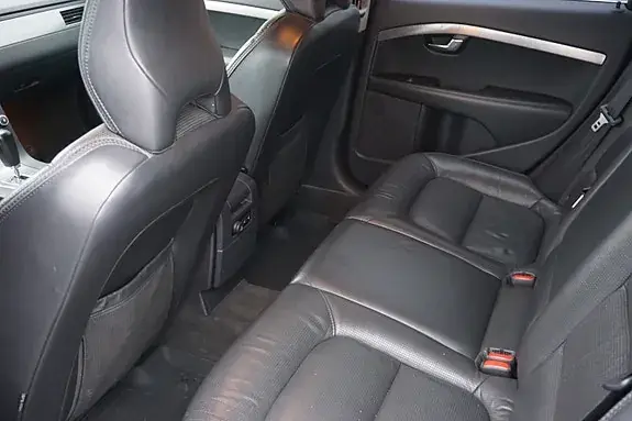 Volvo Xc70 2010 photo 4