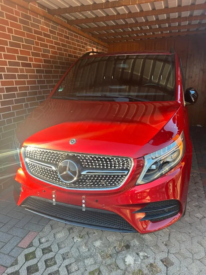 Mercedes-Benz V-Class