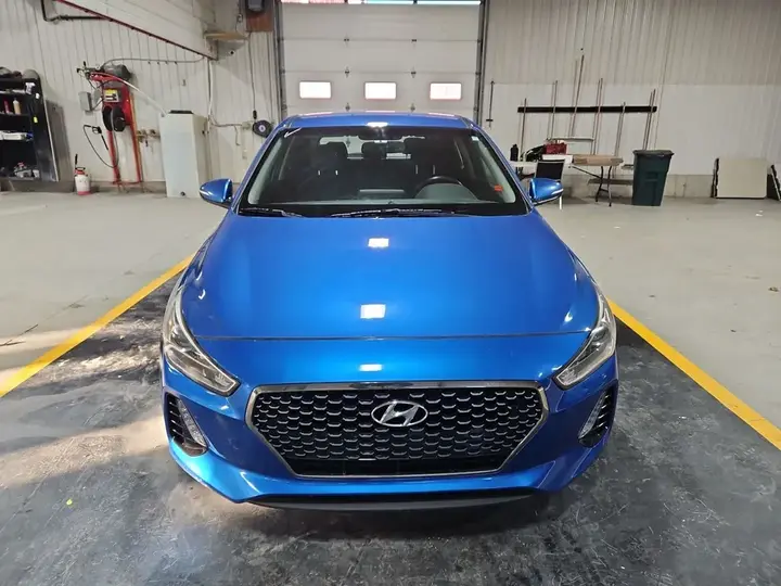 Hyundai Elantra 2018 photo 2