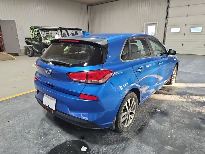 Hyundai Elantra 2018 photo 4