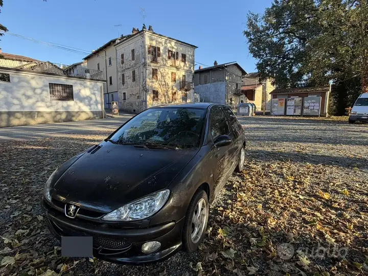 Peugeot 206 2003 photo 2